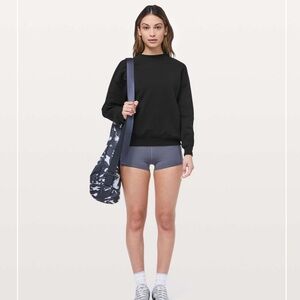 Lululemon Oversize Black Crewneck Sweat Top